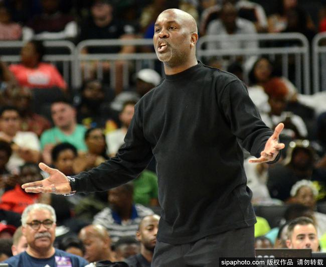 斯凯利和他 斯凯利和他